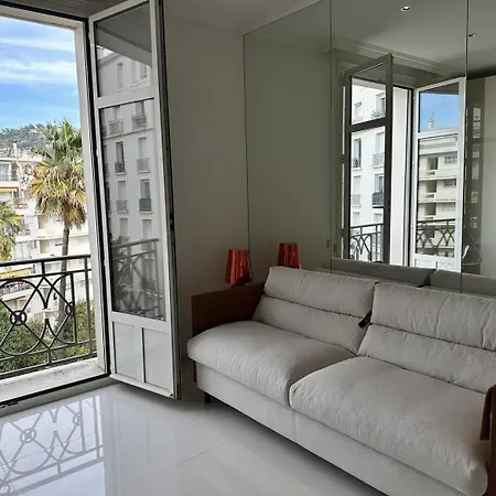 443 La Croisette - Palais Miramar Joli *